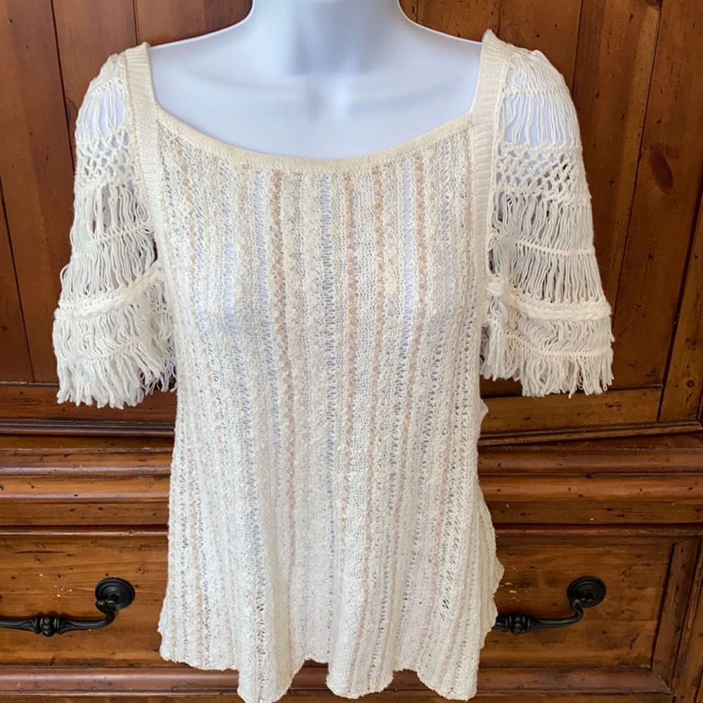NEw Free People  size  small never used knitted shirt